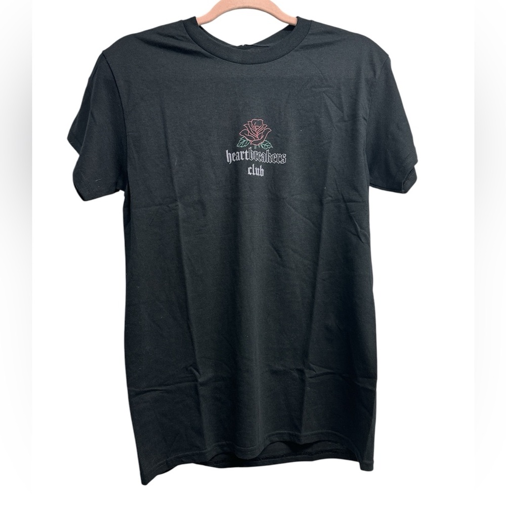Heartbreakers club tee size small